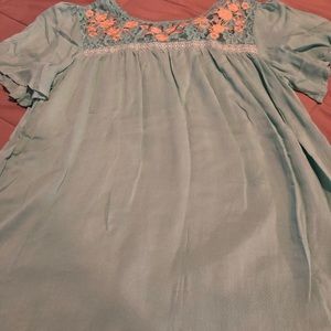 Minty green lace top